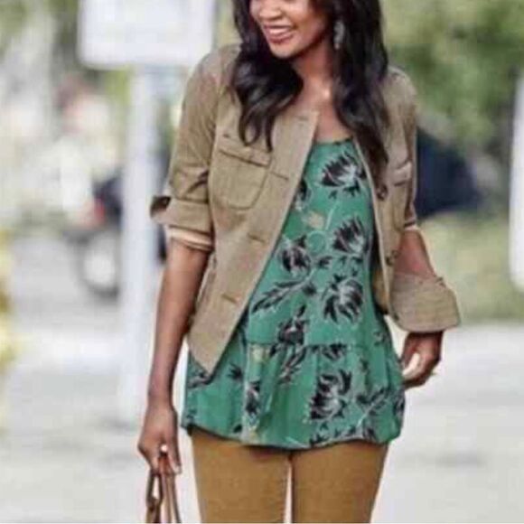 CAbi 3276 Green Zoe Falling Flowers Peplum Top Size Medium - Picture 7 of 14